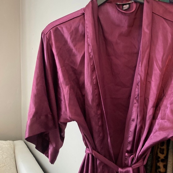 Victoria Secret Silk Robe - Picture 3 of 3
